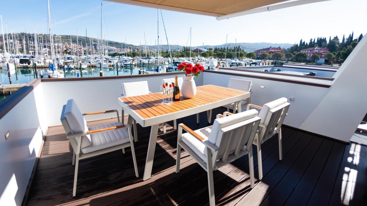 Adria Portoroz Luxury Houseboat Villa Exterior photo
